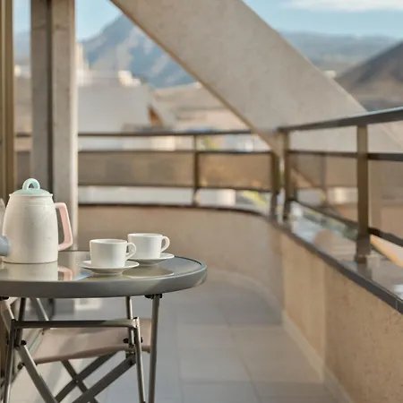 Atico Διαμέρισμα *